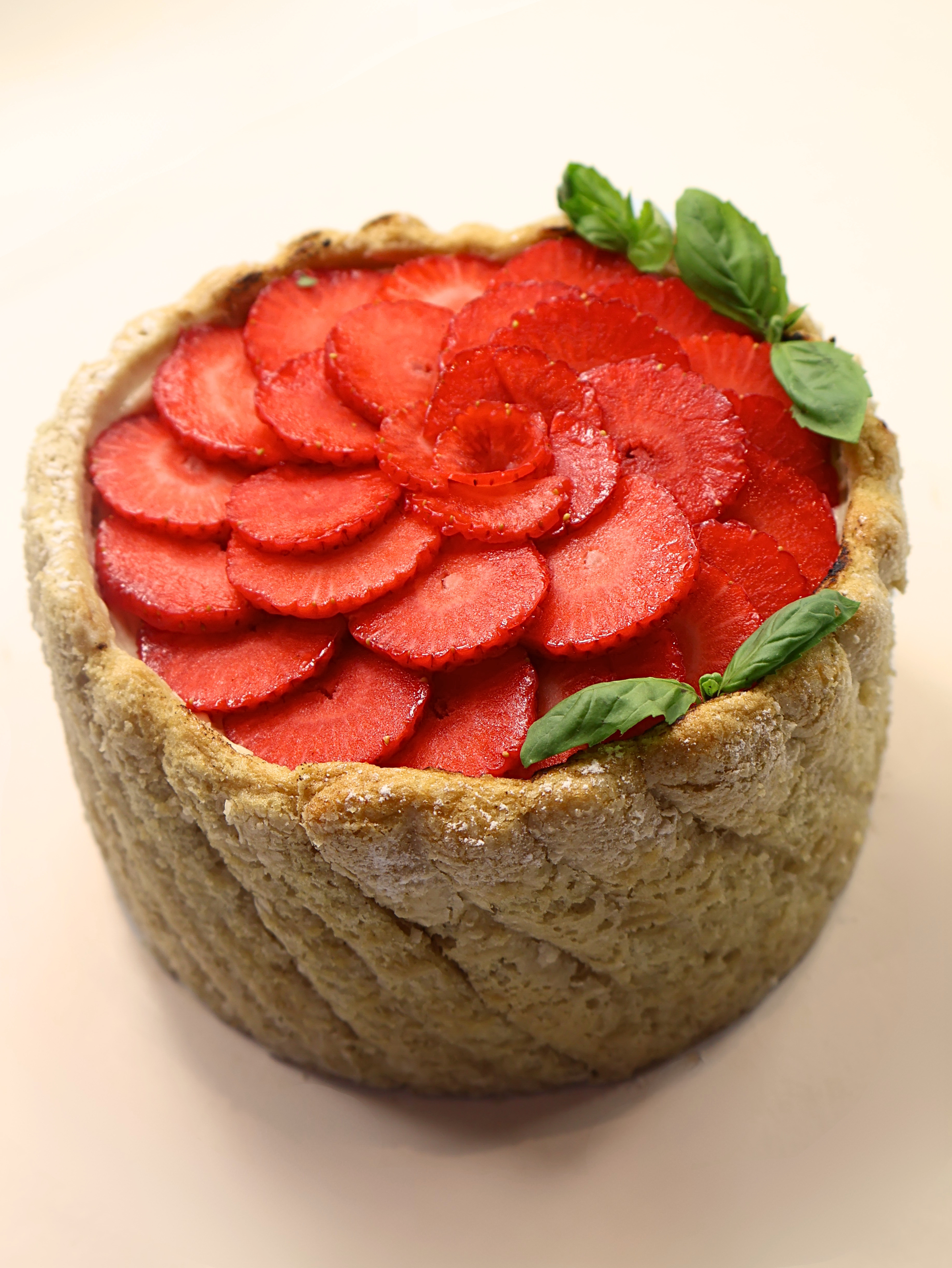 Strawberry Charlotte Recipe | Egg-Free &amp; Vegan | 15 min | YUMGO